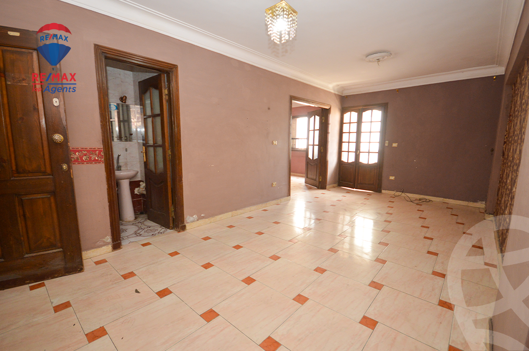 https://aqarmap.com.eg/ar/listing/6202300-for-sale-alexandria-miami-shr-jml-bd-lnsr