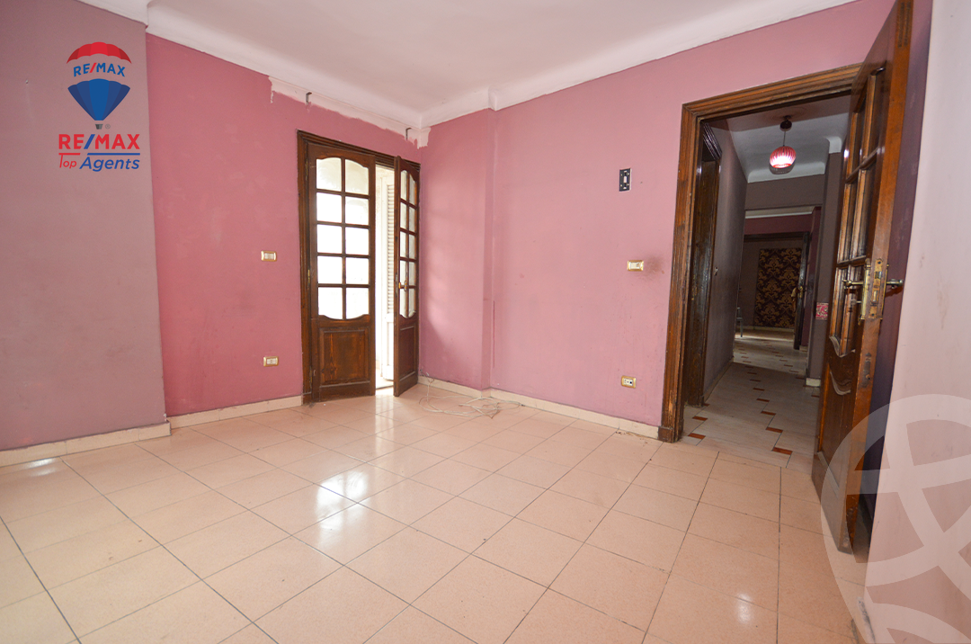 https://aqarmap.com.eg/ar/listing/6202300-for-sale-alexandria-miami-shr-jml-bd-lnsr