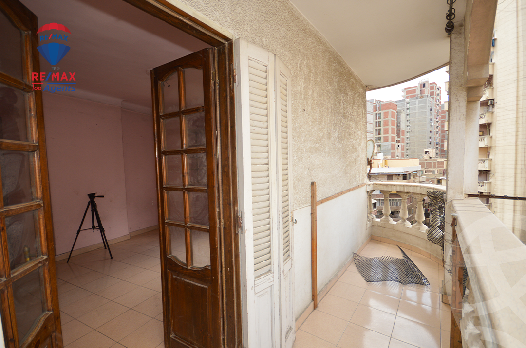 https://aqarmap.com.eg/ar/listing/6202300-for-sale-alexandria-miami-shr-jml-bd-lnsr