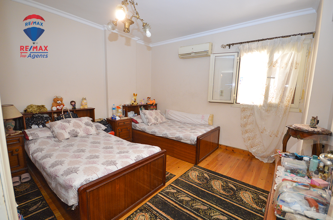 https://aqarmap.com.eg/ar/listing/6205605-for-sale-alexandria-lauran-mohammed-al-eqbal-st