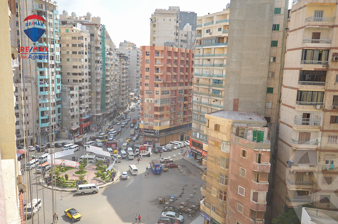 https://aqarmap.com.eg/ar/listing/6190535-for-sale-alexandria-el-mandara-alex-el-mandara-bahri-sidi-kamal-st