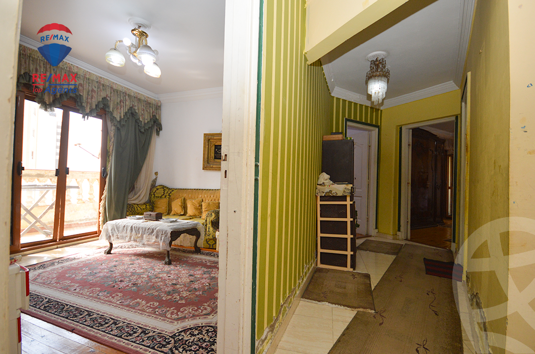 https://aqarmap.com.eg/ar/listing/6190535-for-sale-alexandria-el-mandara-alex-el-mandara-bahri-sidi-kamal-st