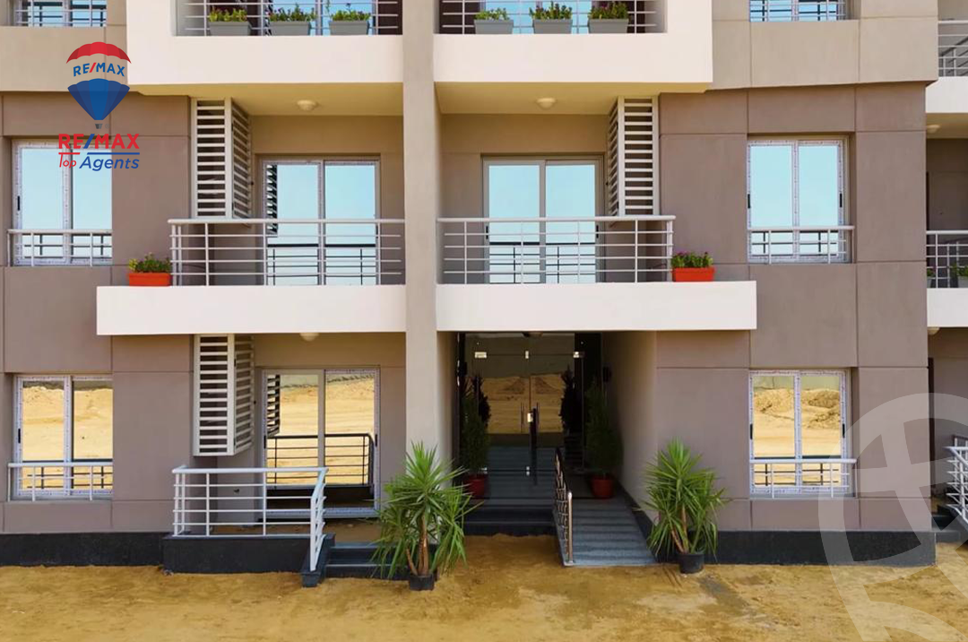 https://aqarmap.com.eg/en/listing/6213308-for-sale-cairo-new-administrative-capital-r7-entrada