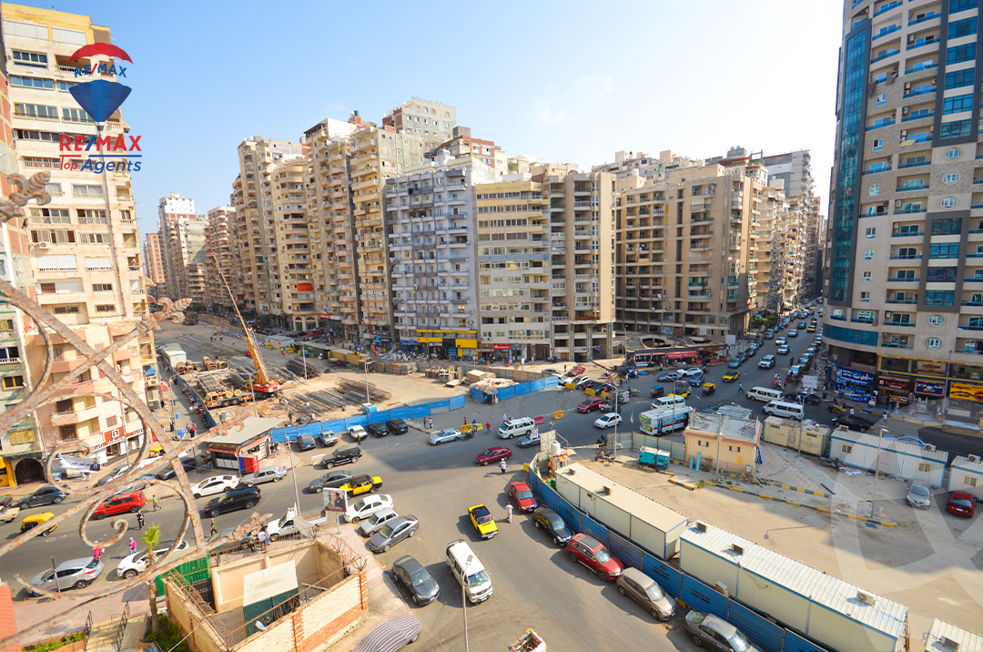 https://aqarmap.com.eg/ar/listing/6222924-for-sale-alexandria-sydy-bshr-sydy-bshr-bhry-shr-mhmd-njyb