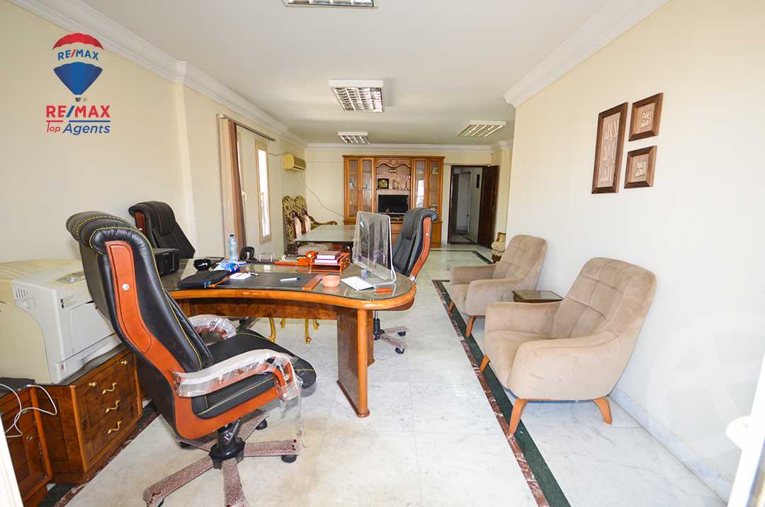 https://aqarmap.com.eg/ar/listing/6253922-for-sale-alexandria-lauran-shr-bw-qyr-tryq-lhry