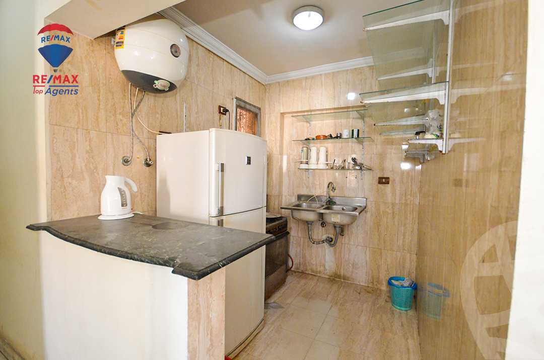 https://aqarmap.com.eg/ar/listing/6253922-for-sale-alexandria-lauran-shr-bw-qyr-tryq-lhry