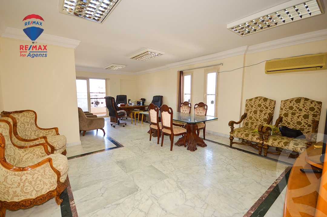 https://aqarmap.com.eg/ar/listing/6253922-for-sale-alexandria-lauran-shr-bw-qyr-tryq-lhry