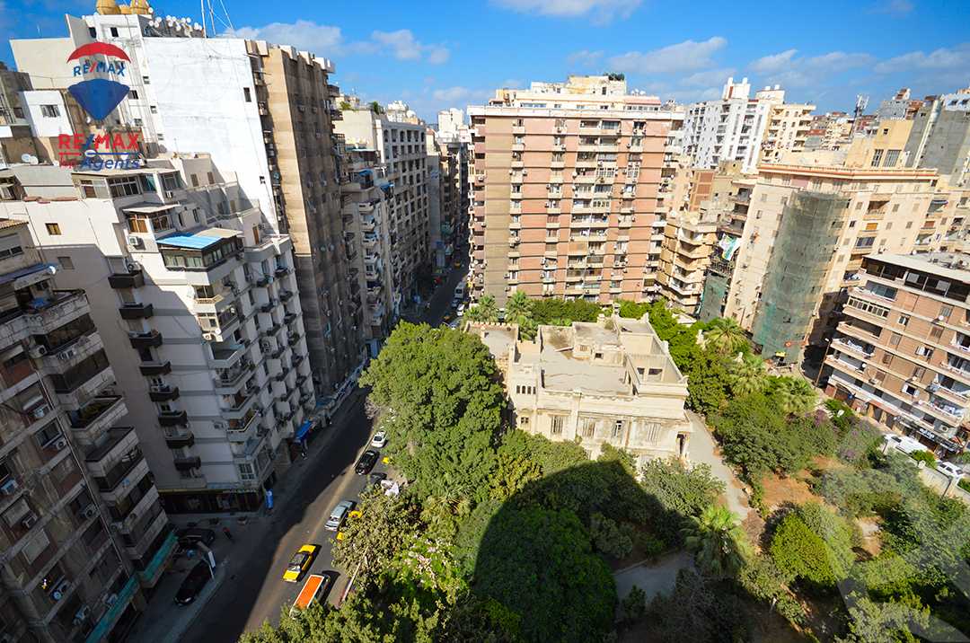 https://aqarmap.com.eg/ar/listing/6253922-for-sale-alexandria-lauran-shr-bw-qyr-tryq-lhry
