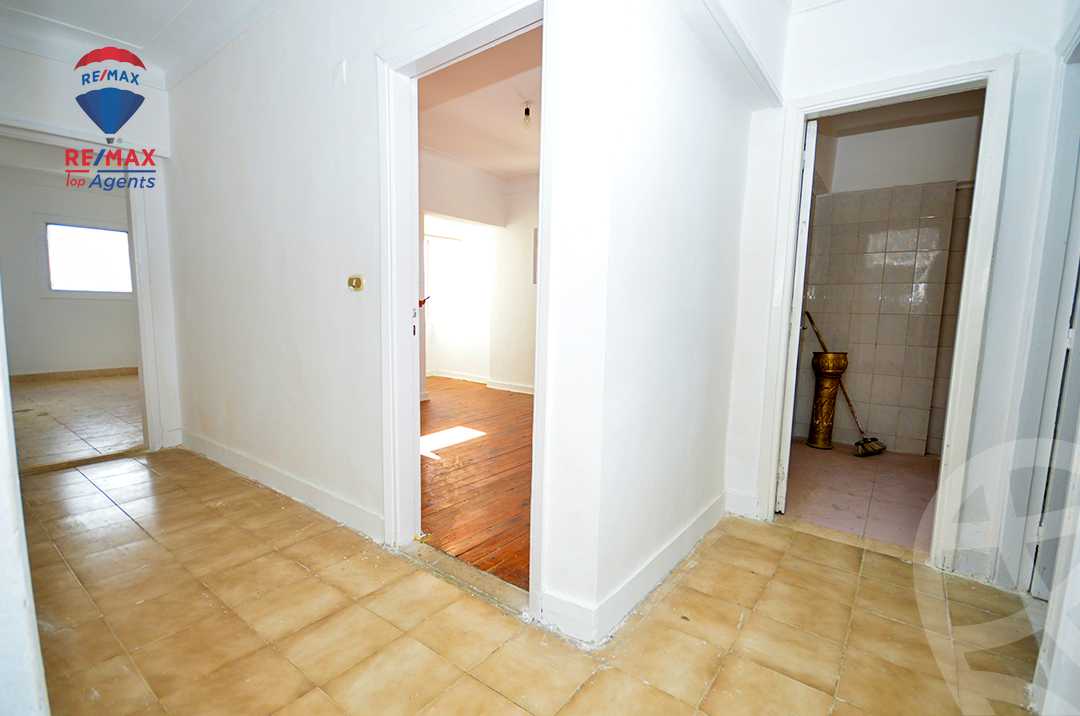 https://aqarmap.com.eg/en/listing/6254761-for-sale-alexandria-smouha-mohammed-fawzi-moaz-st