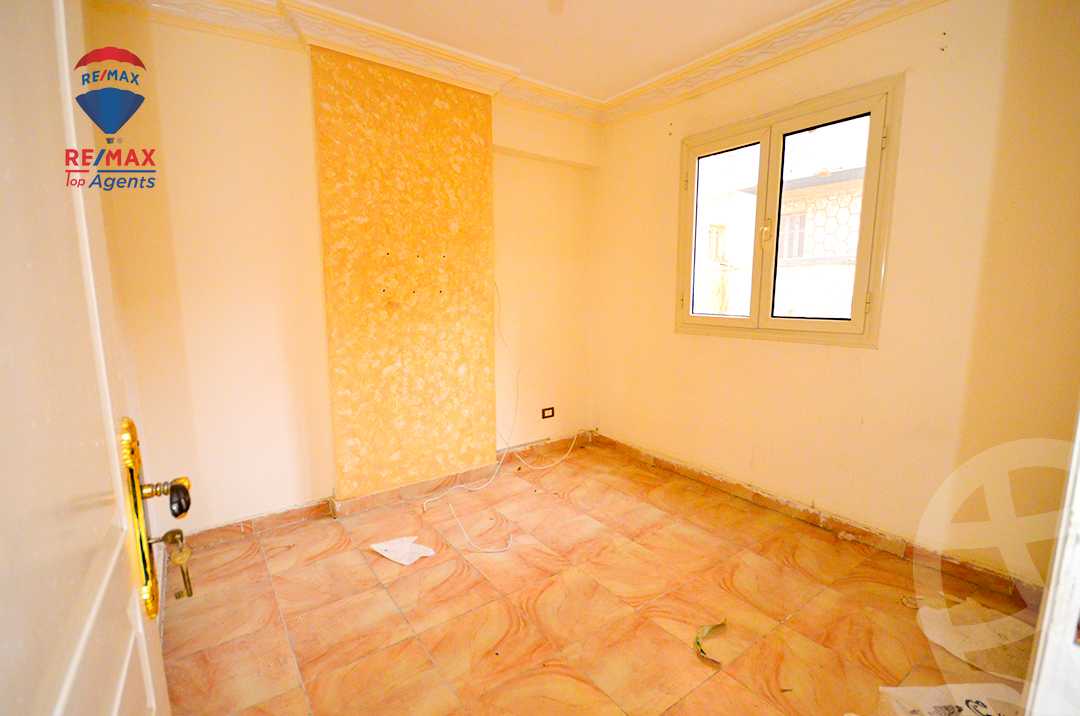 https://aqarmap.com.eg/ar/listing/6259737-for-sale-alexandria-sidi-gaber-shr-sydy-jbr