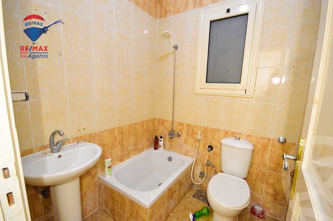 https://aqarmap.com.eg/ar/listing/6259737-for-sale-alexandria-sidi-gaber-shr-sydy-jbr