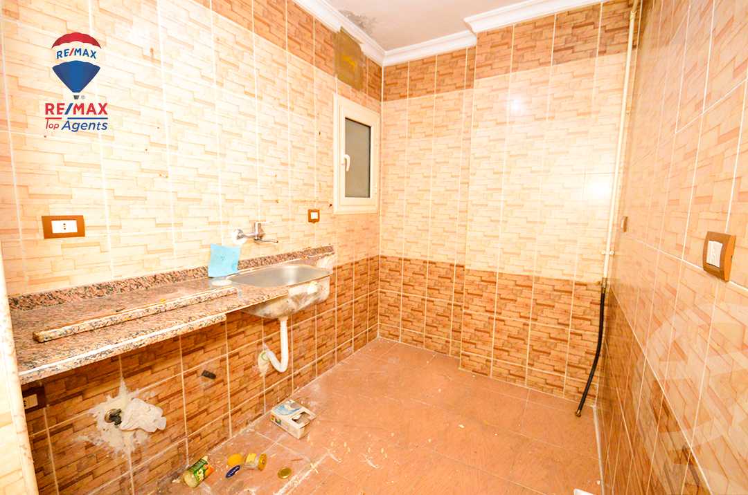 https://aqarmap.com.eg/ar/listing/6259737-for-sale-alexandria-sidi-gaber-shr-sydy-jbr