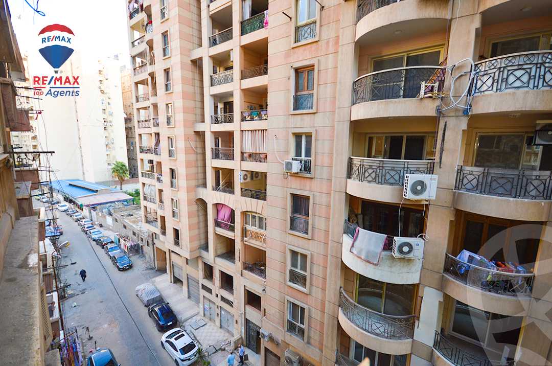 https://aqarmap.com.eg/ar/listing/6260017-for-sale-alexandria-smouha-mohammed-fawzi-moaz-st