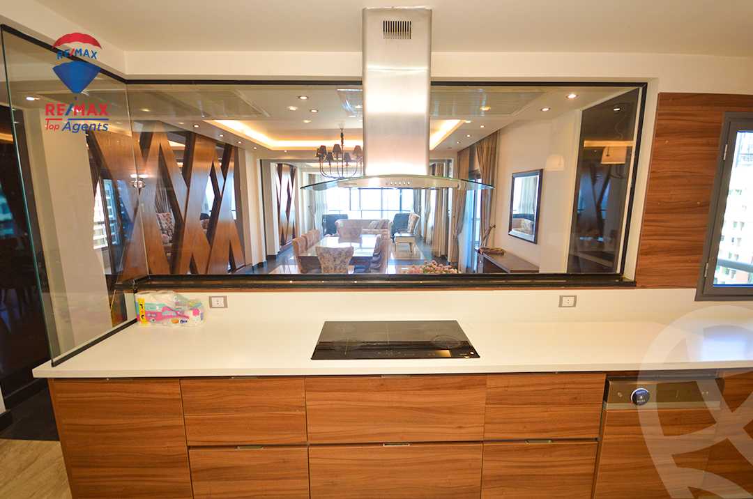 https://aqarmap.com.eg/ar/listing/6279679-for-rent-alexandria-stanley-el-geish-rd