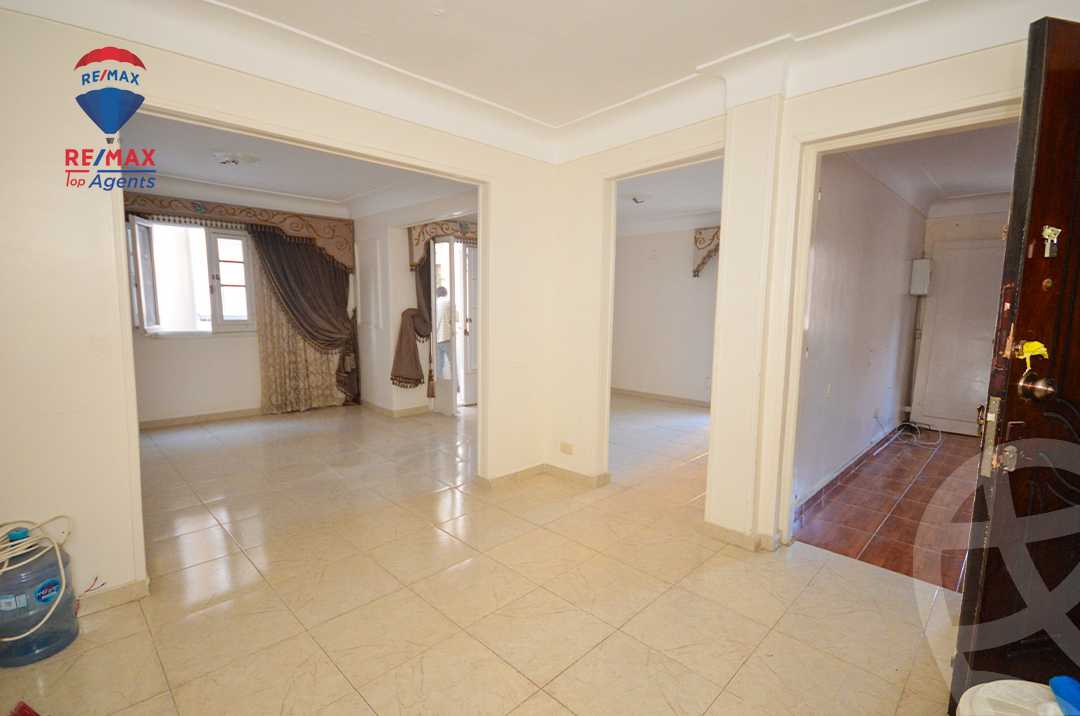 https://aqarmap.com.eg/ar/listing/6280569-for-sale-alexandria-lauran-shr-bw-qyr-tryq-lhry