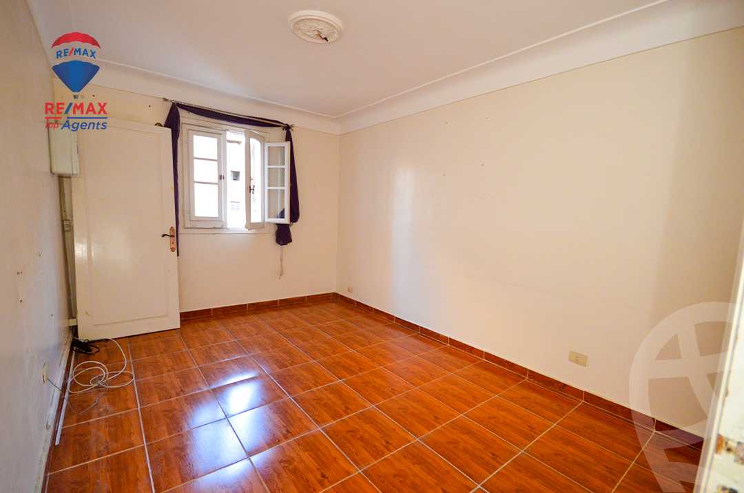 https://aqarmap.com.eg/ar/listing/6280569-for-sale-alexandria-lauran-shr-bw-qyr-tryq-lhry