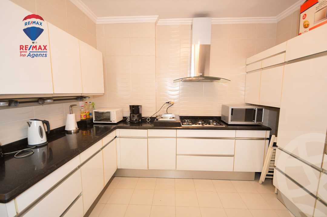 https://aqarmap.com.eg/ar/listing/6281949-for-sale-alexandria-el-montazah-compounds-in-el-montazah-royal-plaza-compound-al-halawany