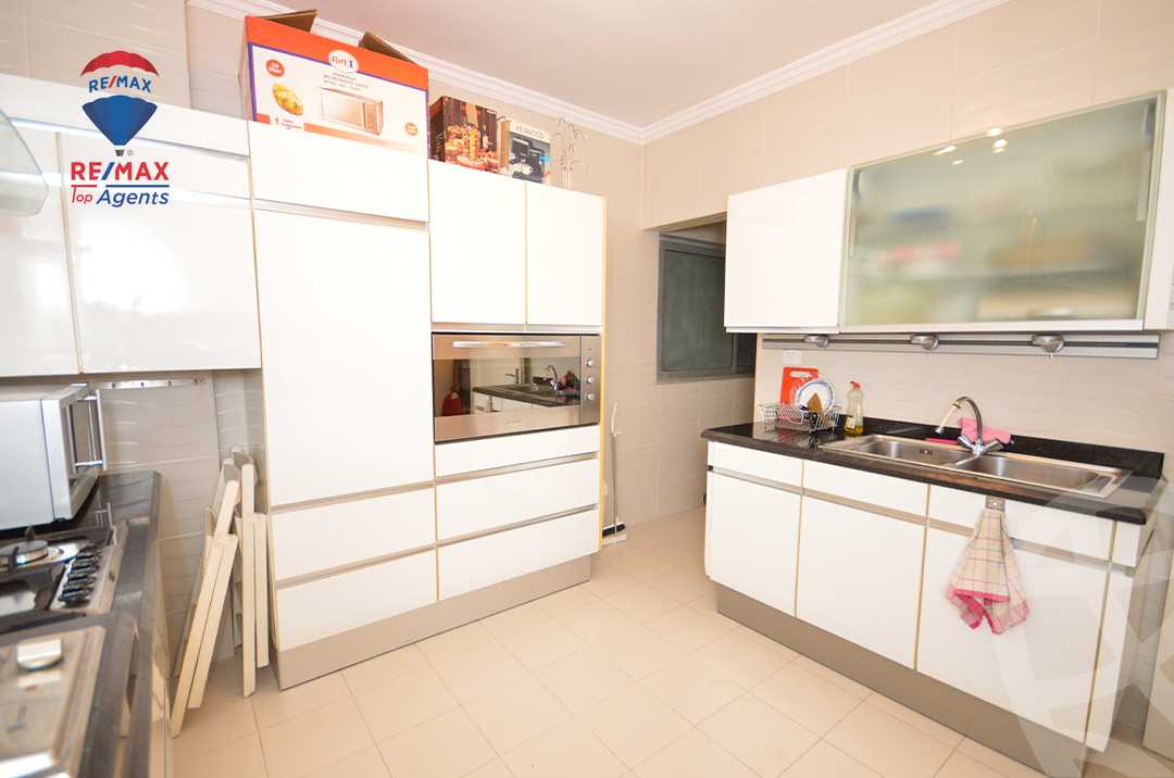 https://aqarmap.com.eg/ar/listing/6281949-for-sale-alexandria-el-montazah-compounds-in-el-montazah-royal-plaza-compound-al-halawany