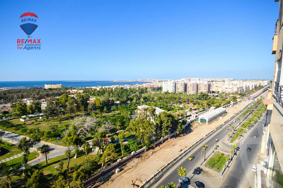 https://aqarmap.com.eg/ar/listing/6281949-for-sale-alexandria-el-montazah-compounds-in-el-montazah-royal-plaza-compound-al-halawany