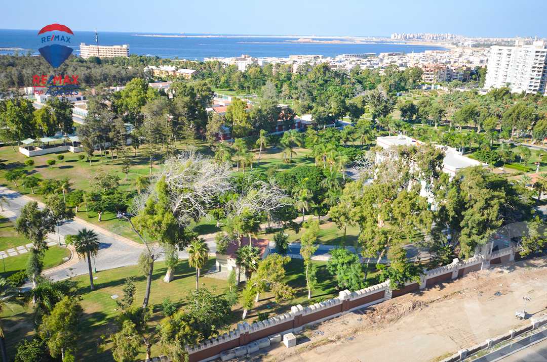 https://aqarmap.com.eg/ar/listing/6281949-for-sale-alexandria-el-montazah-compounds-in-el-montazah-royal-plaza-compound-al-halawany