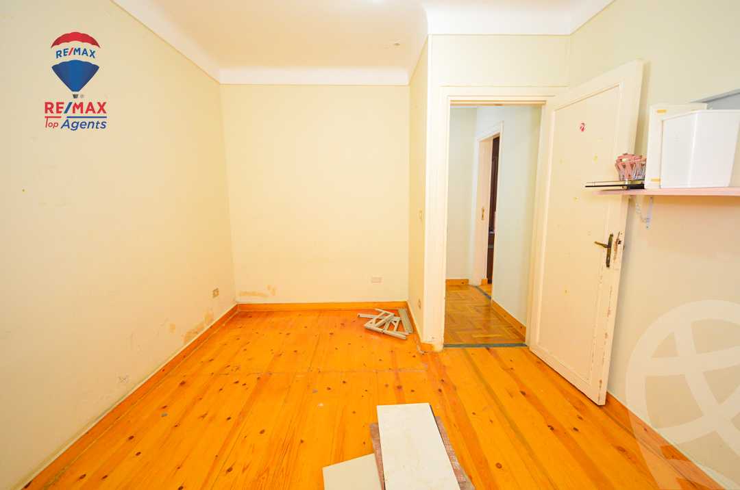 https://aqarmap.com.eg/en/listing/6282908-for-sale-alexandria-zezenia-ibrahim-el-attar-st