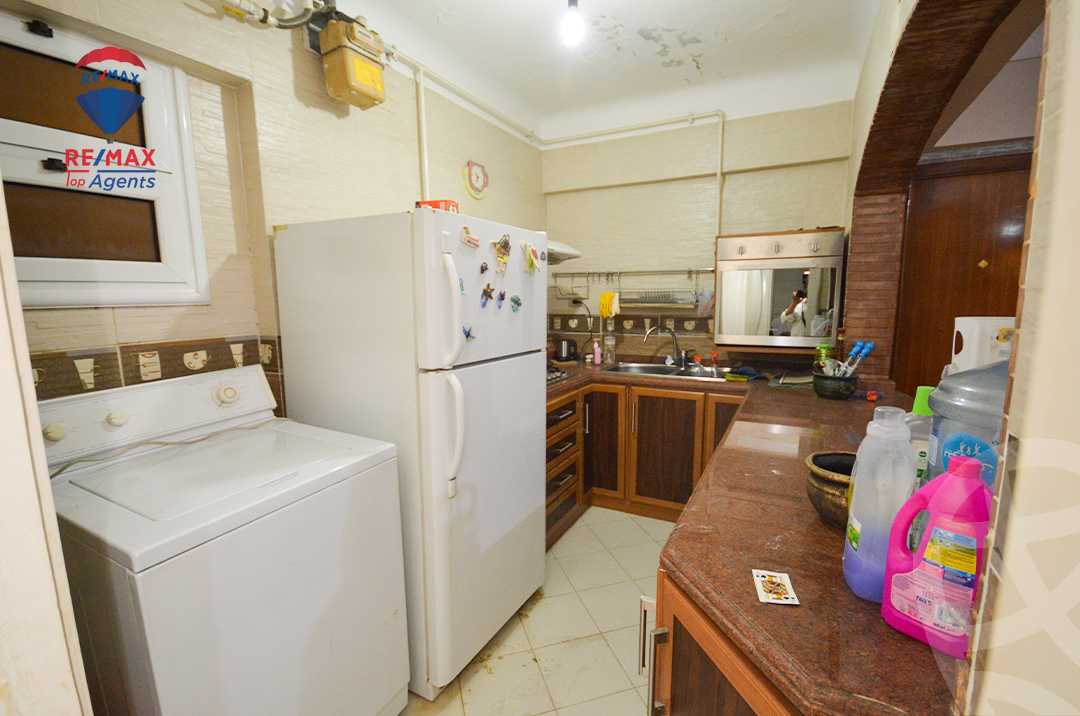 https://aqarmap.com.eg/en/listing/6282908-for-sale-alexandria-zezenia-ibrahim-el-attar-st