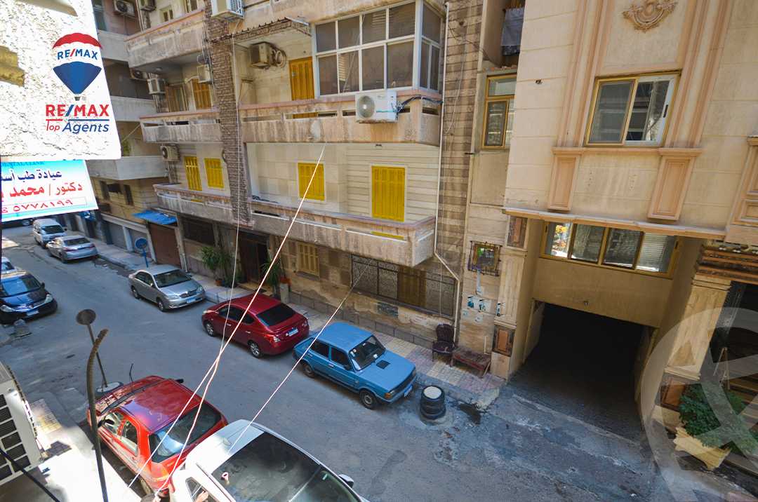 https://aqarmap.com.eg/en/listing/6282908-for-sale-alexandria-zezenia-ibrahim-el-attar-st
