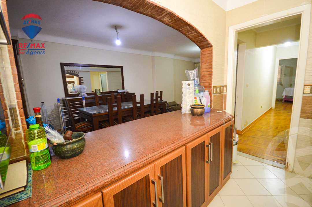 https://aqarmap.com.eg/en/listing/6282908-for-sale-alexandria-zezenia-ibrahim-el-attar-st
