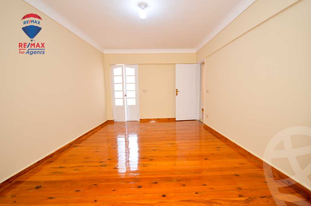 https://aqarmap.com.eg/ar/listing/6286496-for-rent-alexandria-lauran-shr-bw-qyr-tryq-lhry
