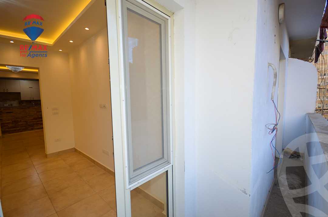 https://aqarmap.com.eg/ar/listing/6295601-for-sale-alexandria-roshdy-roushdy-st