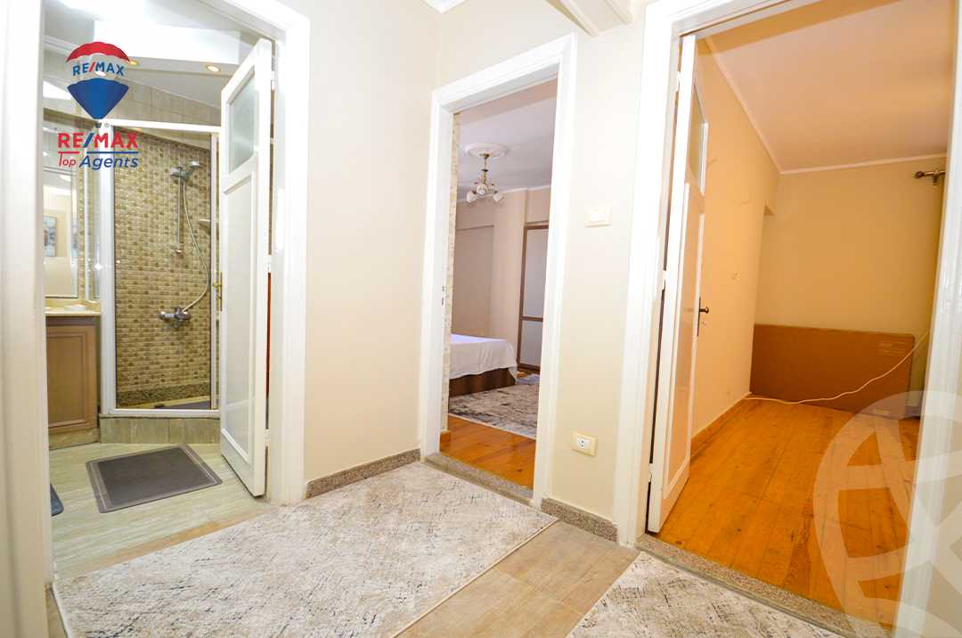 https://aqarmap.com.eg/ar/listing/6303584-for-sale-alexandria-smouha-mostafa-kamel-st