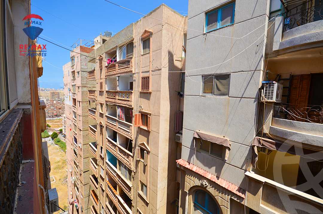 https://aqarmap.com.eg/en/listing/6306465-for-sale-alexandria-smouha-green-plaza-st