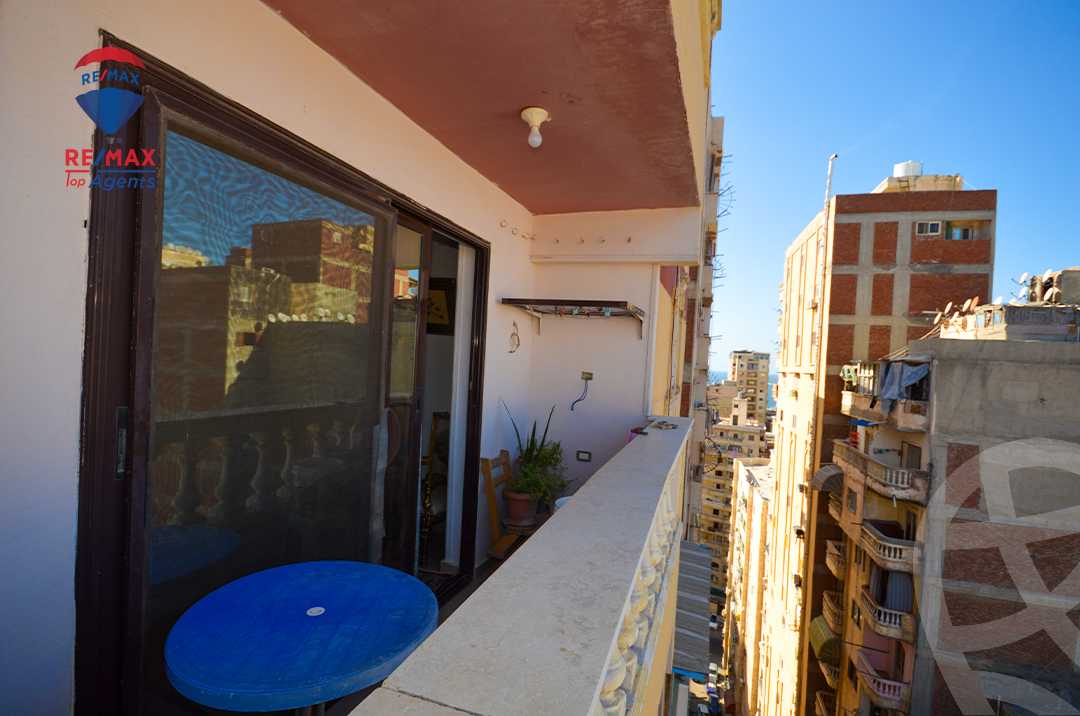 https://aqarmap.com.eg/ar/listing/6306598-for-sale-alexandria-sydy-bshr-sydy-bshr-bhry-gamal-abd-el-nasir-st