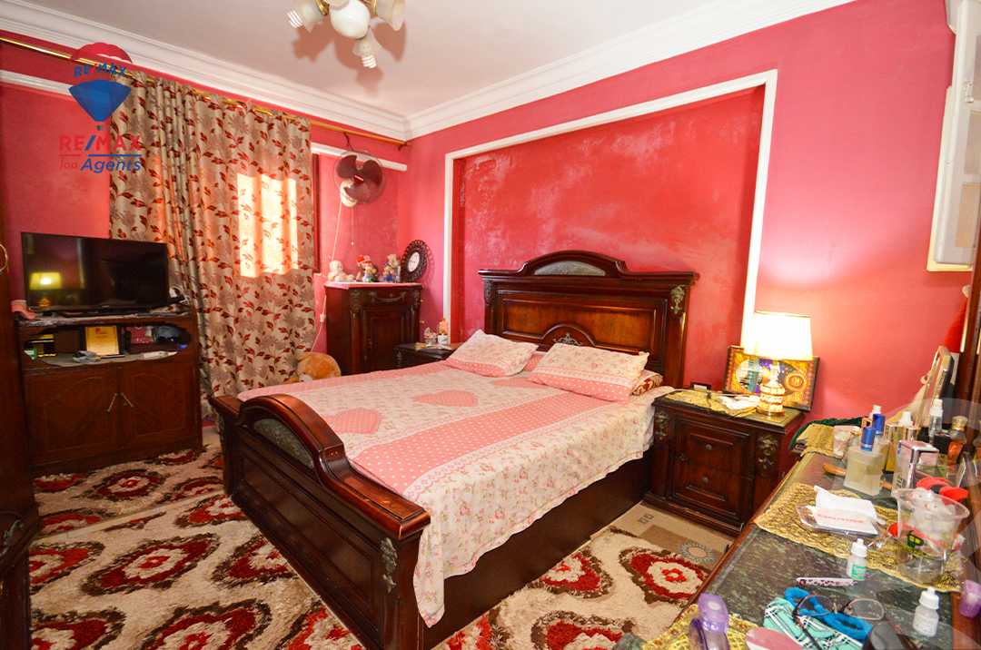 https://aqarmap.com.eg/ar/listing/6306598-for-sale-alexandria-sydy-bshr-sydy-bshr-bhry-gamal-abd-el-nasir-st