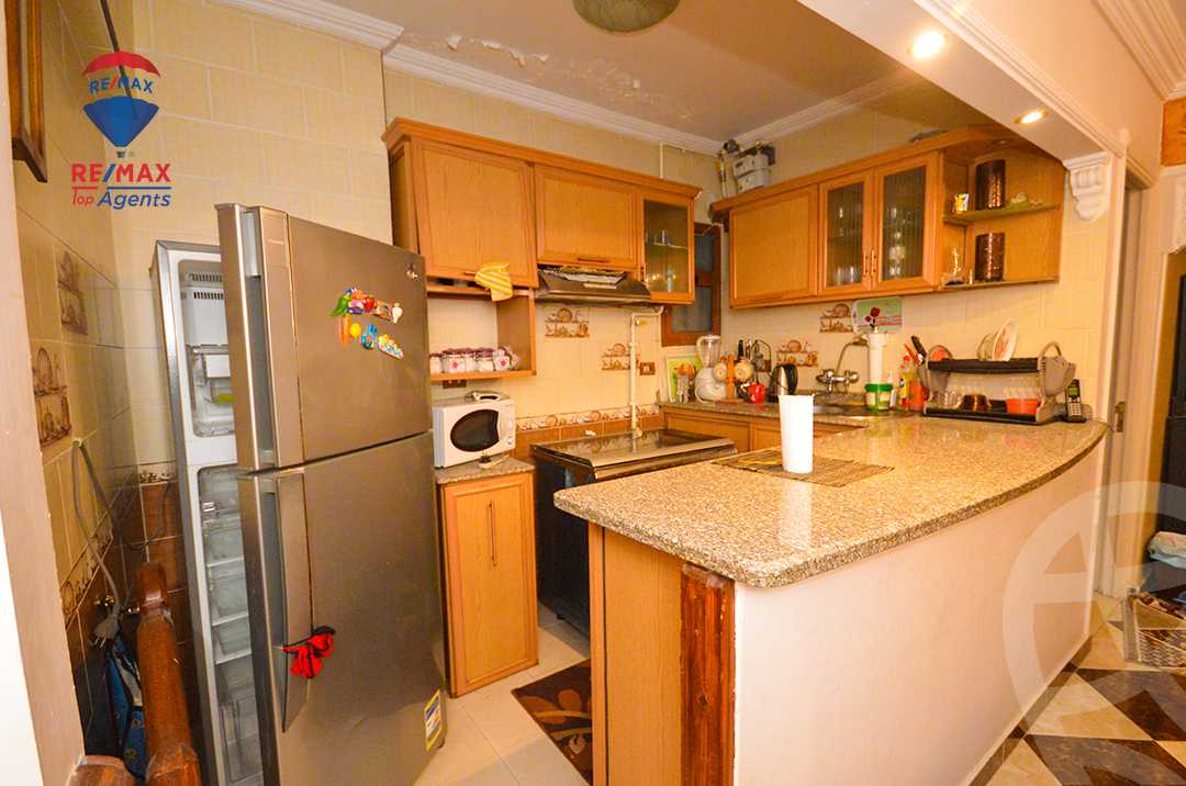 https://aqarmap.com.eg/ar/listing/6309616-for-sale-alexandria-el-asafra-shr-45