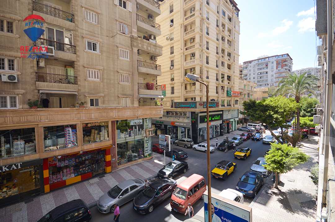https://aqarmap.com.eg/en/listing/6310012-for-sale-alexandria-smouha-el-nasr-st