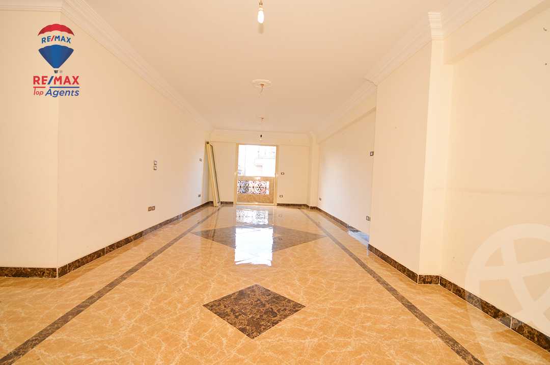https://aqarmap.com.eg/ar/listing/6321009-for-sale-alexandria-roshdy-shr-bw-qyr-tryq-lhry