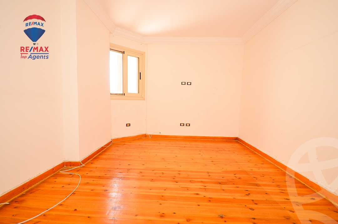 https://aqarmap.com.eg/ar/listing/6321009-for-sale-alexandria-roshdy-shr-bw-qyr-tryq-lhry