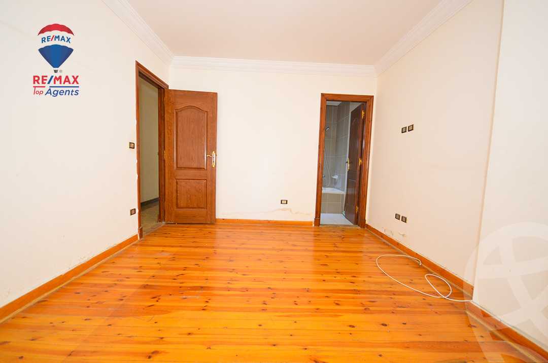 https://aqarmap.com.eg/ar/listing/6321009-for-sale-alexandria-roshdy-shr-bw-qyr-tryq-lhry