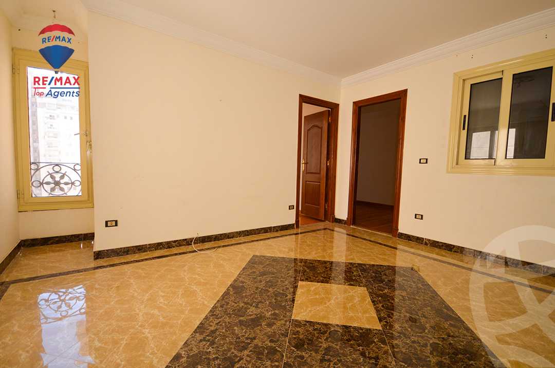 https://aqarmap.com.eg/ar/listing/6321009-for-sale-alexandria-roshdy-shr-bw-qyr-tryq-lhry