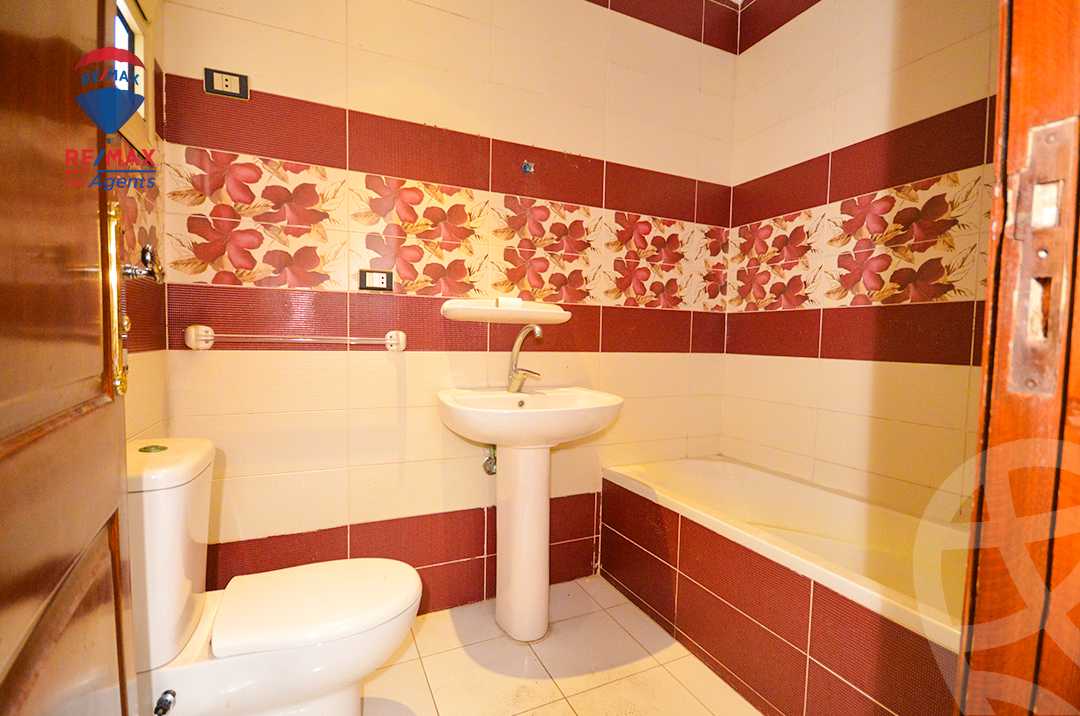 https://aqarmap.com.eg/ar/listing/6321009-for-sale-alexandria-roshdy-shr-bw-qyr-tryq-lhry