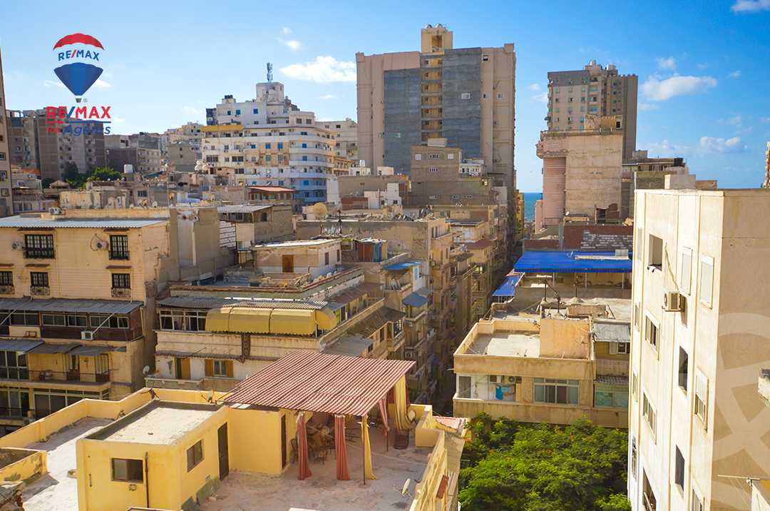 https://aqarmap.com.eg/ar/listing/6321009-for-sale-alexandria-roshdy-shr-bw-qyr-tryq-lhry