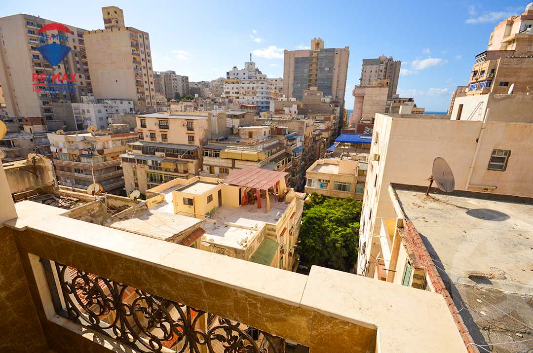 https://aqarmap.com.eg/ar/listing/6321009-for-sale-alexandria-roshdy-shr-bw-qyr-tryq-lhry