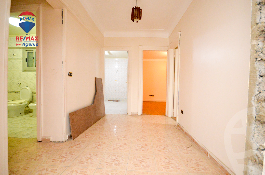 https://aqarmap.com.eg/en/listing/6325607-for-sale-alexandria-miami-shr-jml-bd-lnsr