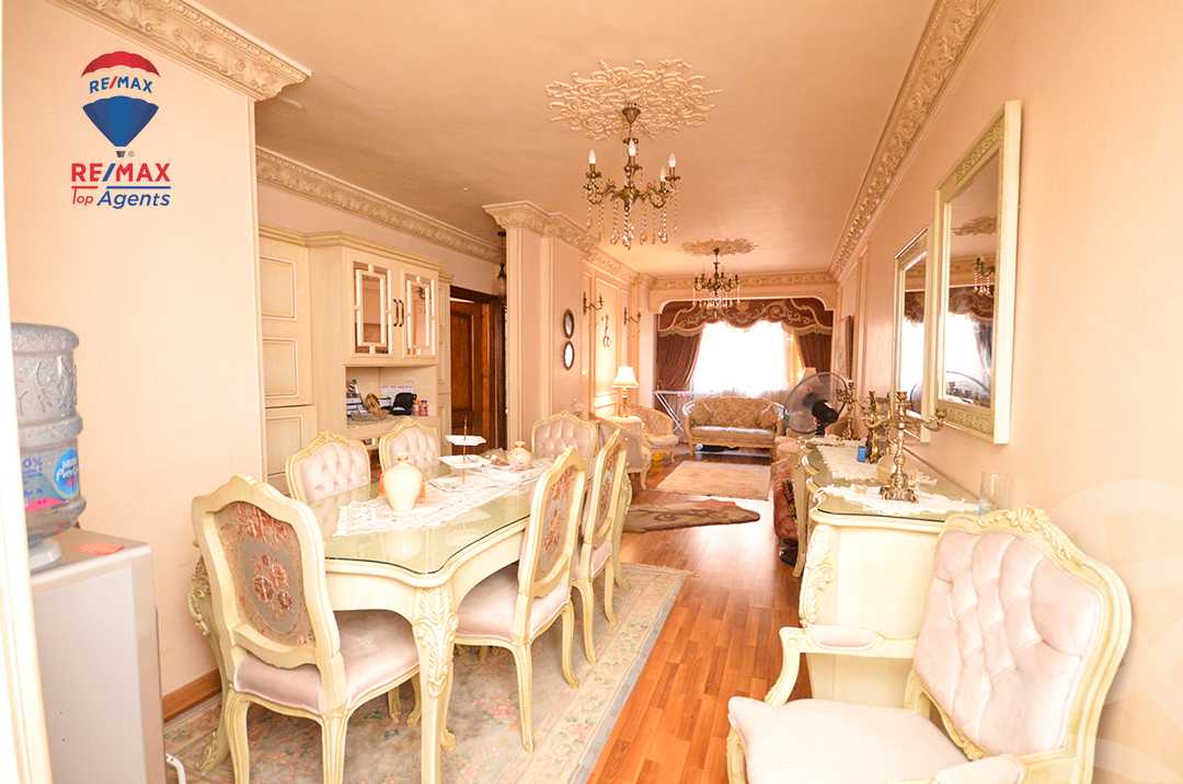https://aqarmap.com.eg/ar/listing/6331818-for-sale-alexandria-moharram-bey-tryq-qn-lswys