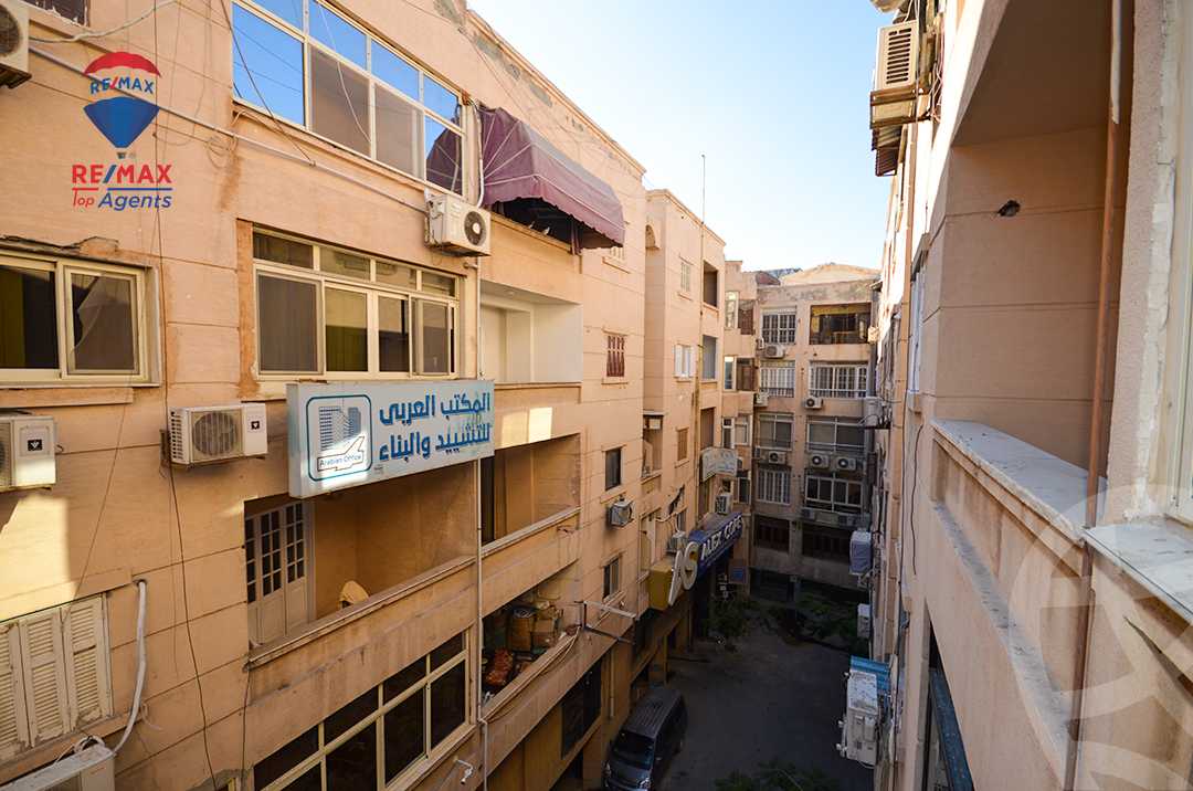 https://aqarmap.com.eg/ar/listing/6331818-for-sale-alexandria-moharram-bey-tryq-qn-lswys