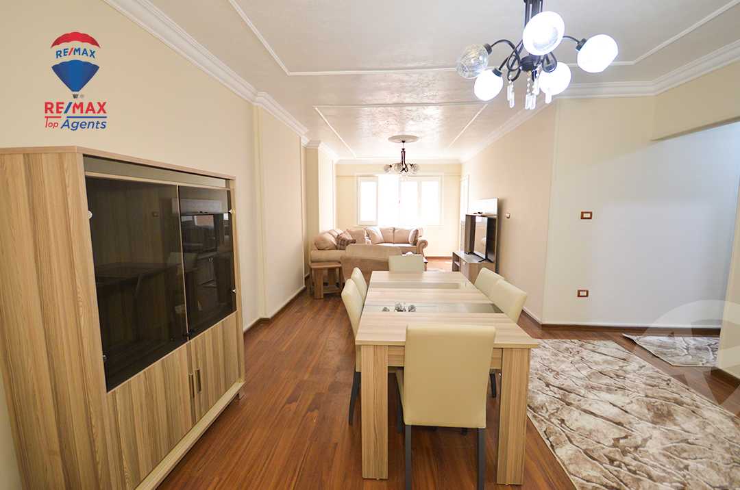 https://aqarmap.com.eg/ar/listing/6334641-for-rent-alexandria-sn-styfnw-abd-el-salam-aref-st