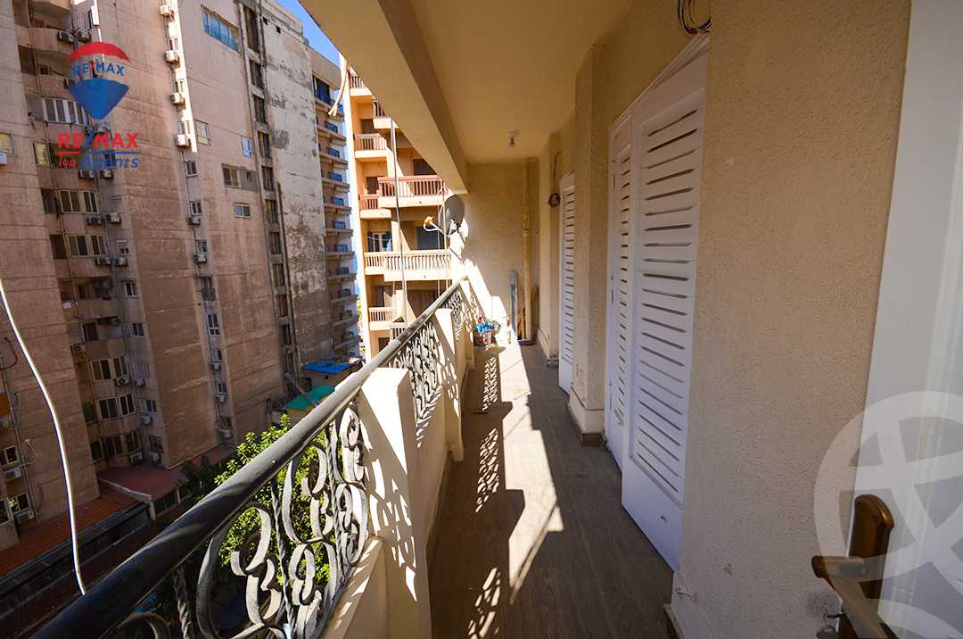 https://aqarmap.com.eg/ar/listing/6334641-for-rent-alexandria-sn-styfnw-abd-el-salam-aref-st