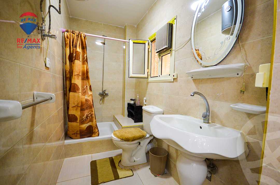 https://aqarmap.com.eg/ar/listing/6335415-for-sale-alexandria-camp-cesar-el-gaish-rd