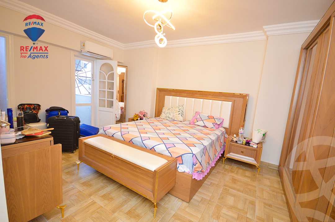 https://aqarmap.com.eg/ar/listing/6353418-for-rent-alexandria-sn-styfnw-abd-el-salam-aref-st